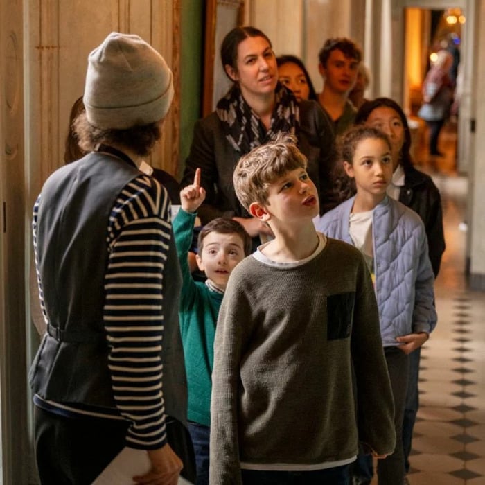 Visite en famille : Chez l'Intendant du Garde-Meuble de la Couronne